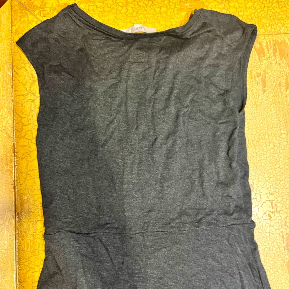 Gray Midi T-shirt dress. LOFT. Size S
